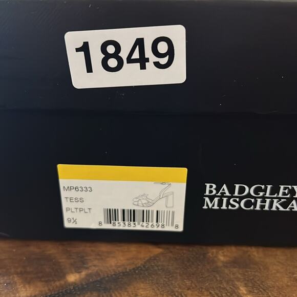 Badgley Mischika Tess Block Heel With Poof Bow Platino Evening Formal NEW  9.5 - Picture 10 of 10